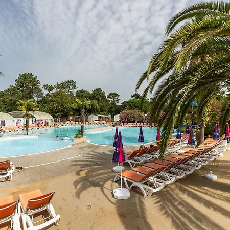 Campsite Mobilhome 6-8 Personnes Cap Ferret